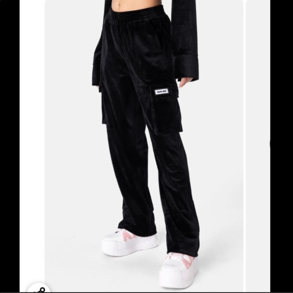 Adika black sweatpants